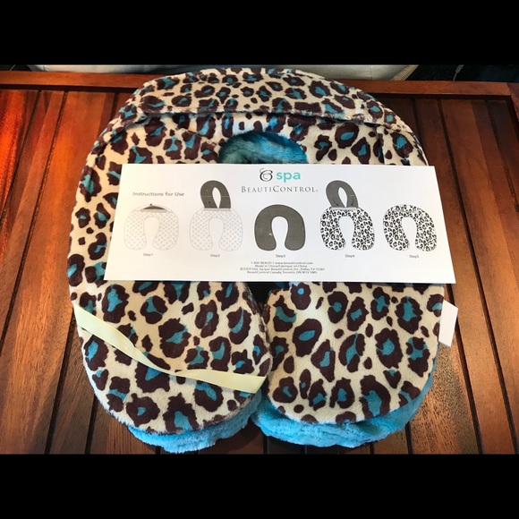 🟠 5/25 BeautiControl Spa Neckwrap & cheetah cover - Picture 4 of 5